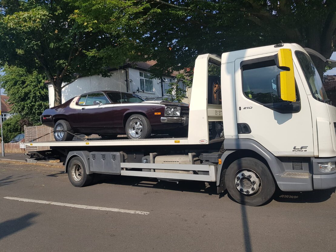 Van recovery London and breakdown recovery services can be booked at a later time to suite you and also up to 6 passengers can be transported at the same time.